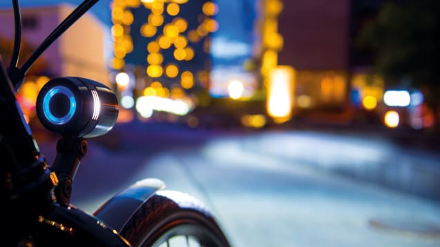 Erhellend: Gerade im Herbst und im Winter braucht das Fahrrad eine funktionsfähige Beleuchtungsanlage. 