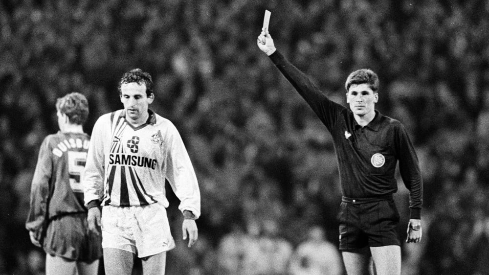 Heute vor 34 Jahren: Als Ordenewitz mit Erlaubnis Rot sah - kicker