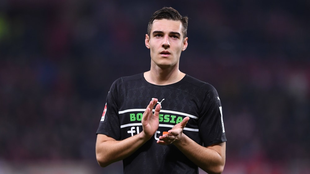Florian Neuhaus received applause from his trainer Adi Hütter.
