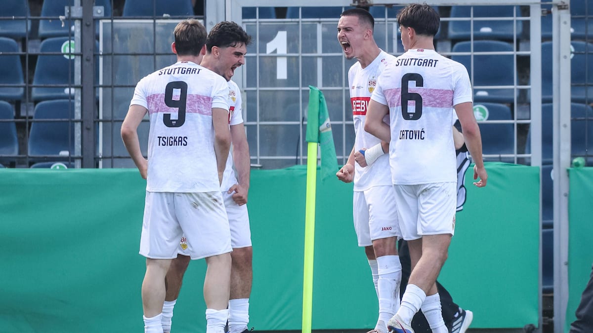 Stuttgarts U 19 gewinnt Junioren-Pokal