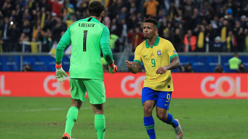 Freude nach dem entscheidenden Treffer: Alisson und Gabriel Jesus.