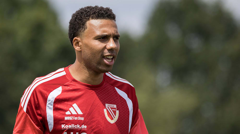 Nun ganz offiziell wieder Teil des Cottbuser Zweitliga-Kaders: Leon Guwara