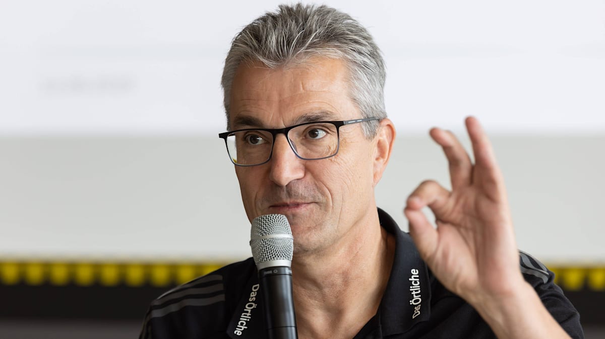 (k+) Referee boss Kircher: |