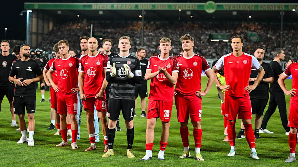 Nach verpasstem Aufstieg: RWE verabschiedet acht Spieler - kicker