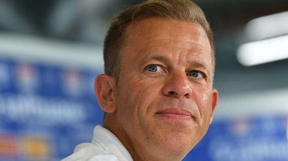 Darmstadts Trainer Markus Anfang ist vor dem Zweitligaauftakt noch auf der Suche nach einem Ersatz für den gesperrten Victor Palsson.