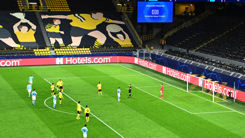 Entscheidung gefallen: ManCity darf zum Elfmeter antreten.