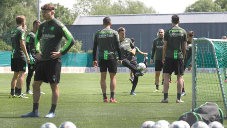 Corona Verstoss Hannover 96 Nimmt Funf Spieler Aus Dem Training