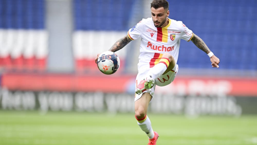 Der Ex-Bielefelder Jonathan Clauss ist für Lens am Ball - über die Saison hinaus?
