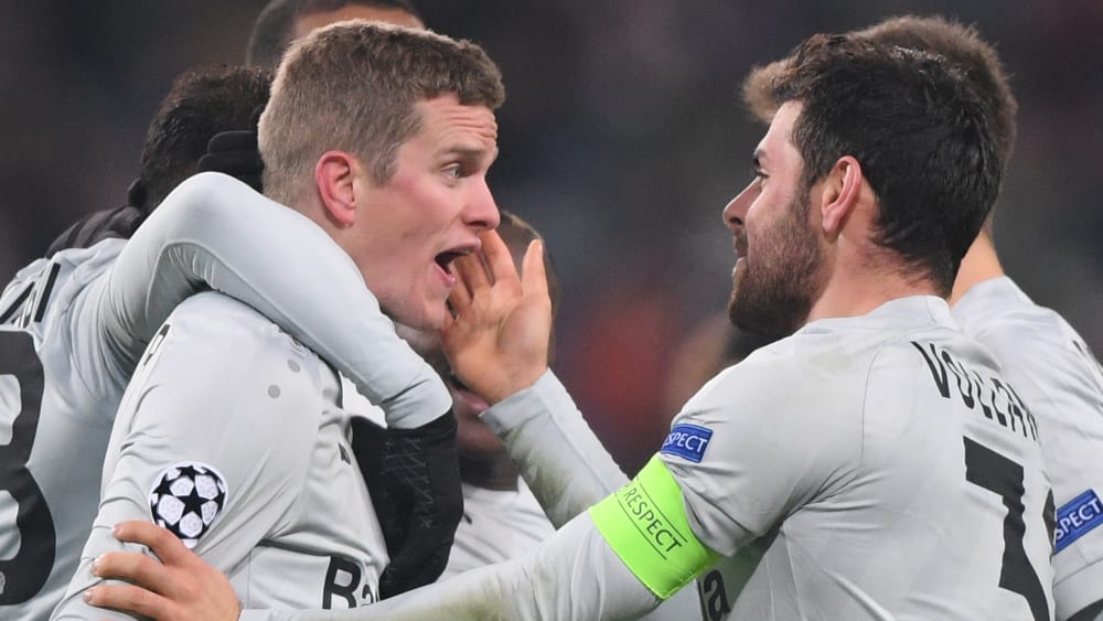 Umjubelter Torschütze: Sven Bender (li.) traf sehenswert zum 2:0.