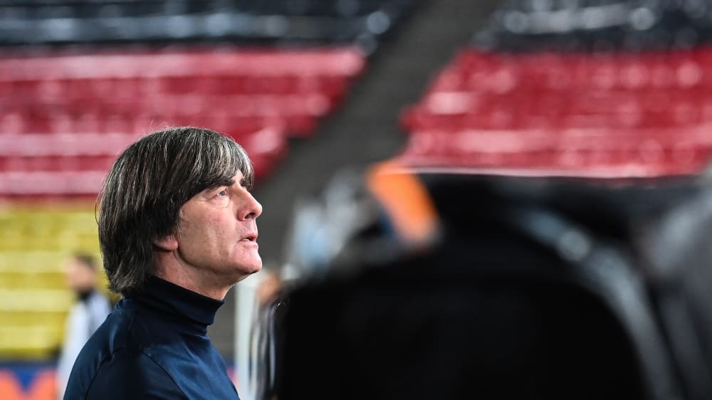 Der Status Quo bleibt unverändert: Joachim Löw beim Länderspiel gegen die Schweiz.
