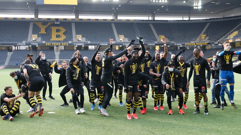 Jubel vor fast leeren Rängen: Die Young Boys Bern sind wieder Meister.