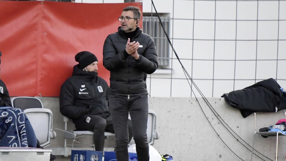 Löwen-Coach Michael Köllner war mit dem Auftritt seiner Mannschaft insgesamt zufrieden, sah aber den Platzverweis als Wendepunkt.