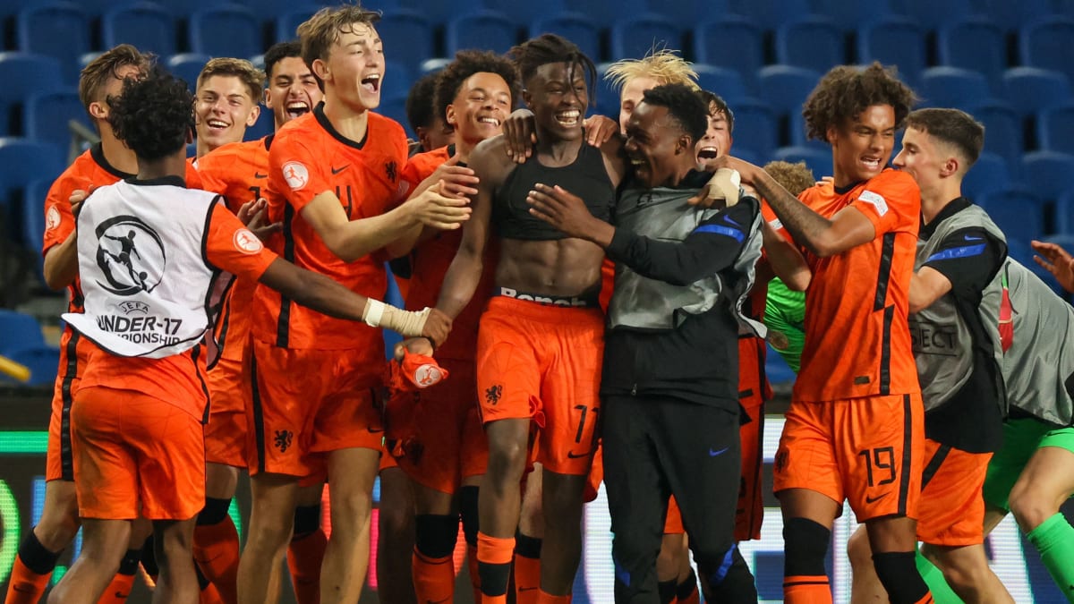 Finale: Nederland verslaat Servië na strafschoppen