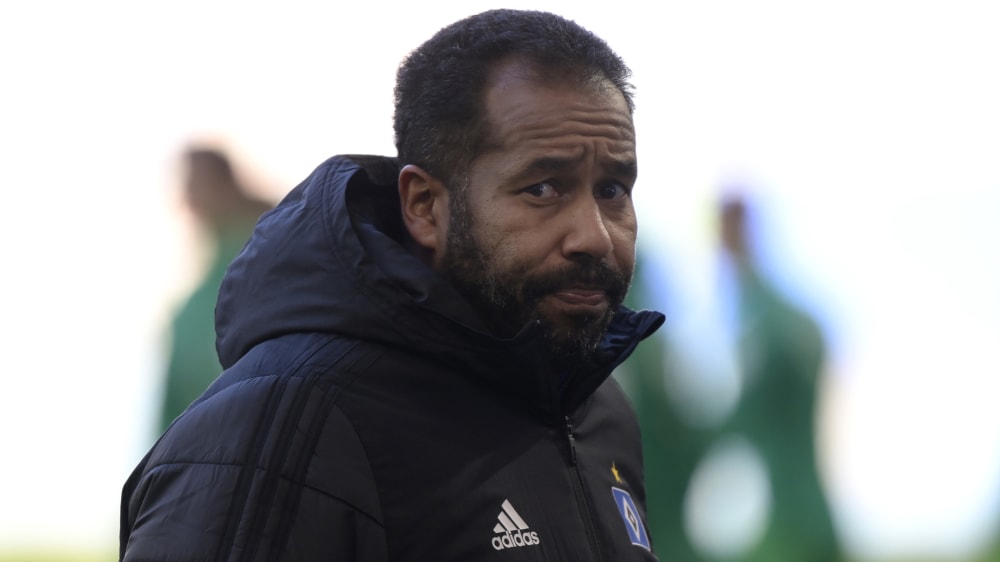 Jetzt gilt's! Das weiß auch Hamburgs Trainer Daniel Thioune.