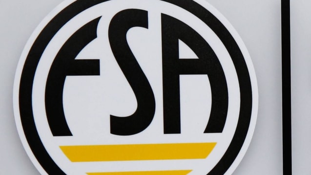 Zumindest könnte es Aufsteiger geben: Der Fußballverband Sachsen-Anhalt (FSA) bricht die Saison im Amateurfußball ab.