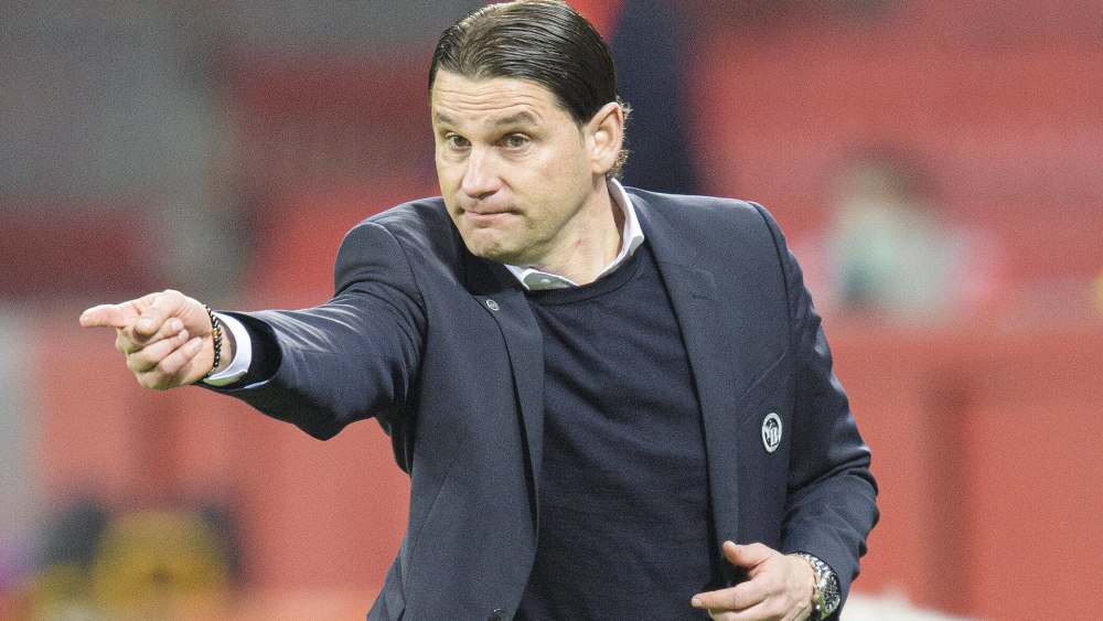 Bayers neuer Chefcoach Gerardo Seoane bekommt mit Alberto Encinas einen weiteren Co-Trainer.
