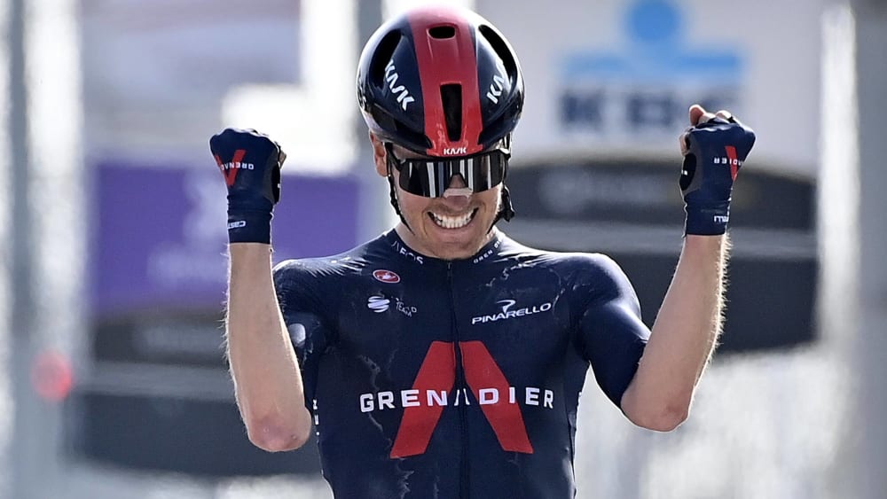 Dylan van Baarle freut sich über seinen Sieg bei Quer durch Flandern.
