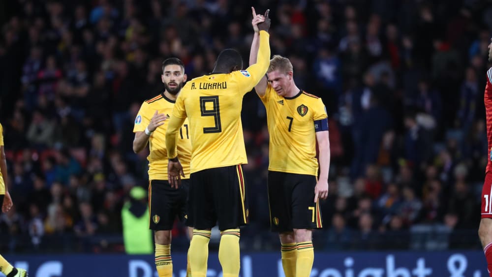 Lösten als erste Nation das EM-Ticket: die Belgier Romelu Lukaku (#9) und Kevin De Bruyne.
