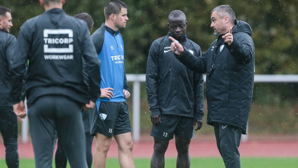Ansage: Bochums Coach Thomas Reis (r.) rüttelte seine Profis unter der Woche wach.