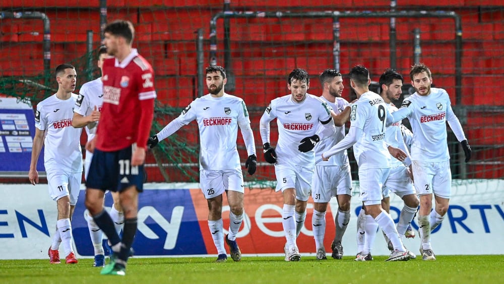 Verl drehte das Spiel in Unterhaching ganz spät.