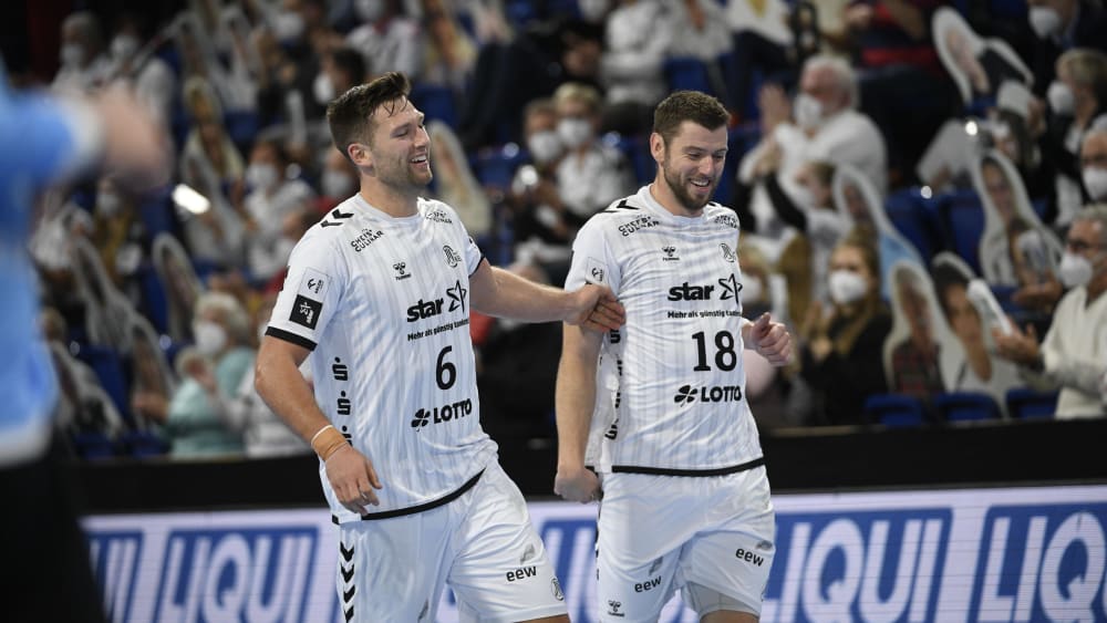 Kiel wieder ganz oben - Corona-Fälle in Leipzig - kicker