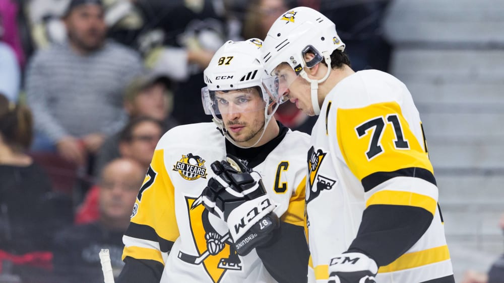 Sidney Crosby (l.), Evgeni Malkin