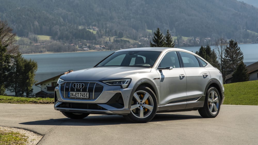 Audi e-tron Sportback: Der Coupé-Aufschlag gegenüber dem klassischen e-tron beträgt 2250 Euro.
