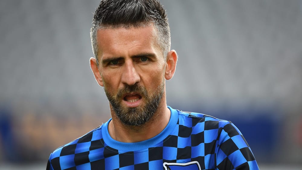 Große Wertschätzung aber kein neues Vertragsangebot: Herthas Stürmer Vedad Ibisevic verlässt Berlin wohl diesen Sommer.