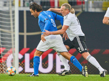Luca Toni (links) und Michael Schulz