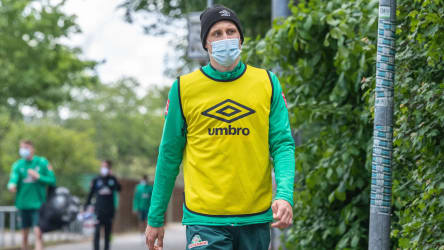 Der Bremer Mittelfeldspieler Maximilian Eggestein ist gespannt auf den Re-Start in der Bundesliga.