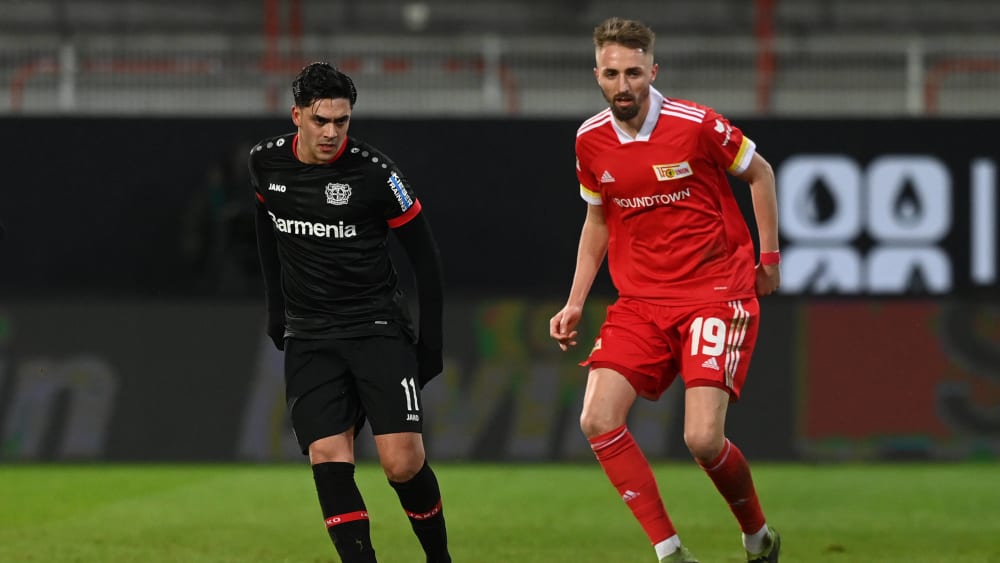 Florian Hübner (r.) und Nadiem Amiri in Aktion.