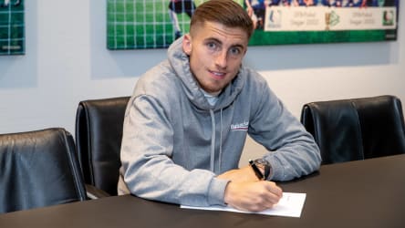 Schalke-Neuzugang Jonjoe Kenny