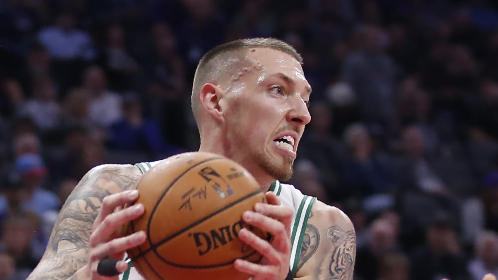 Nba Christmas Day Theis Im Einsatz Lebron Vs Kawhi Kicker