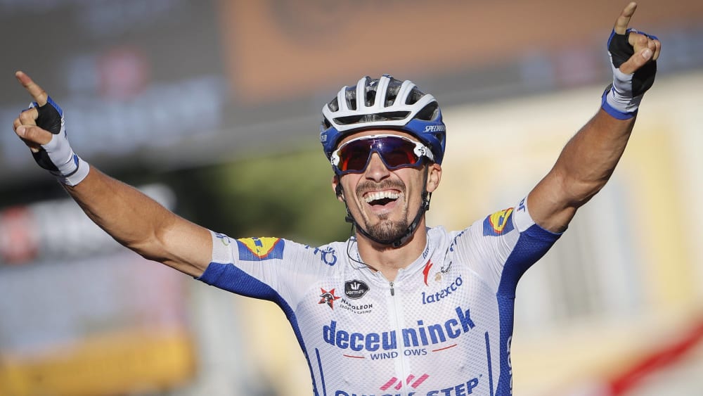 Alaphilippe siegt und übernimmt Gelbes Trikot - kicker