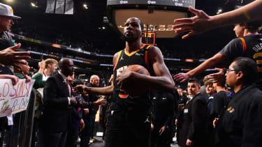 PHOENIX, AZ - FEBRUARY 11:  Kevin Durant #35 of the Phoenix Suns exits the court area after the game against the Memphis Grizzlies on February 11, 2025 at Footprint Center in Phoenix, Arizona. NOTE TO USER: User expressly acknowledges and agrees that, by downloading and or using this photograph, user is consenting to the terms and conditions of the Getty Images License Agreement. Mandatory Copyright Notice: Copyright 2025 NBAE (Photo by Barry Gossage/NBAE via Getty Images)