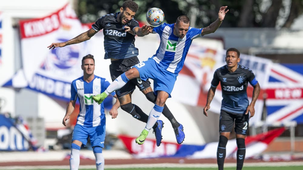 Connor Goldson gegen Juan Pena
