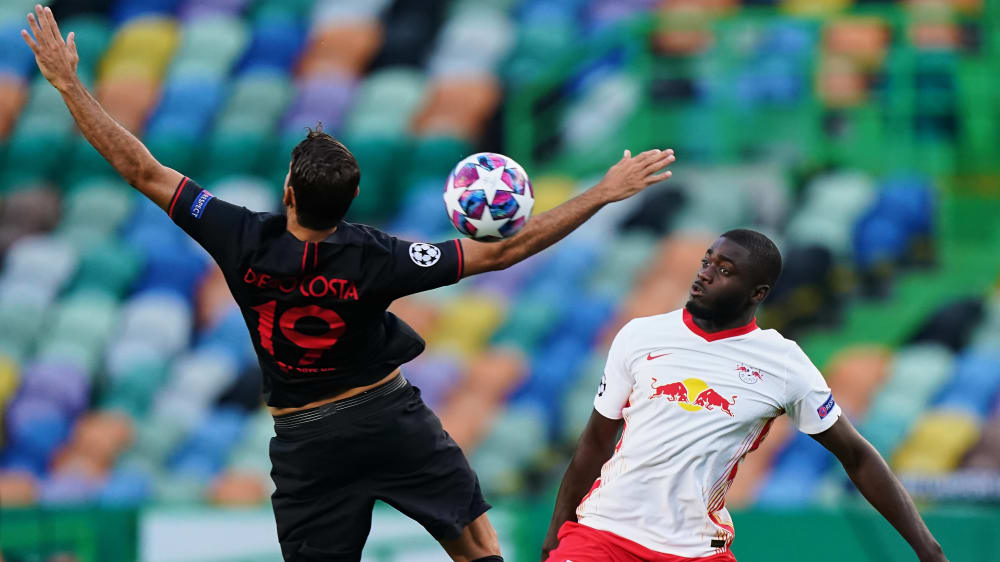 Diego Costa gegen Upamecano