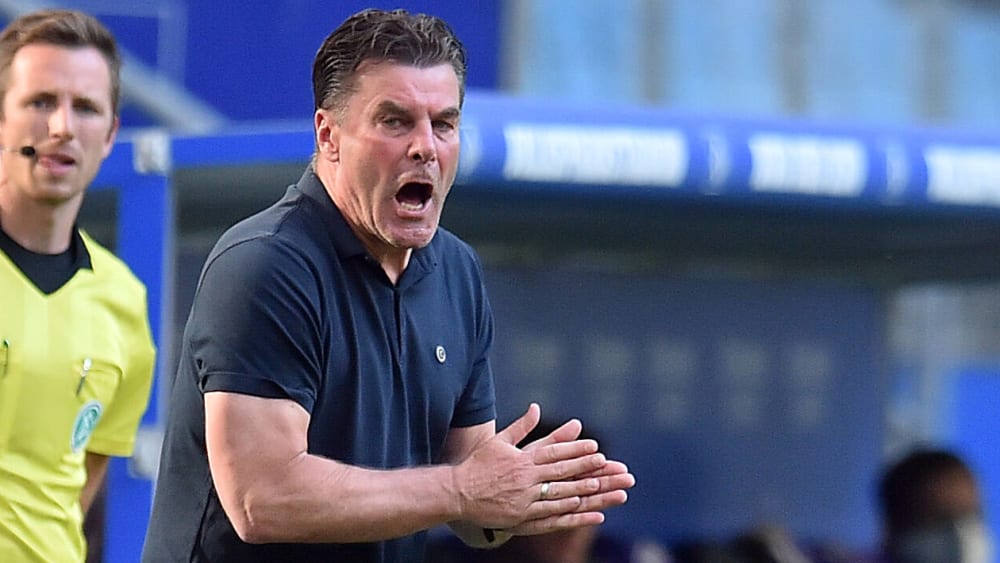 HSV-Trainer Dieter Hecking spürt "riesige Vorfreude".