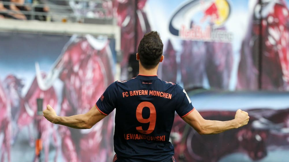 Schon wieder treffsicher - und am Ende mit dem FC Bayern München nicht siegreich in Leipzig: Robert Lewandowski.