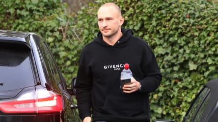 Zurück in Deutschland: Toni Leistner am Donnerstag bei seiner Ankunft in Köln.