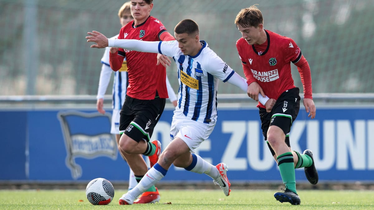 Leander Popp wechselt von Hertha BSC nach Fürth - kicker