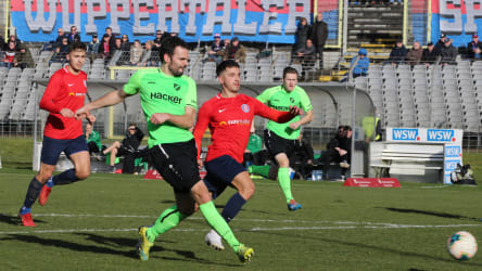 Simon Engelmann trifft gegen Wuppertal