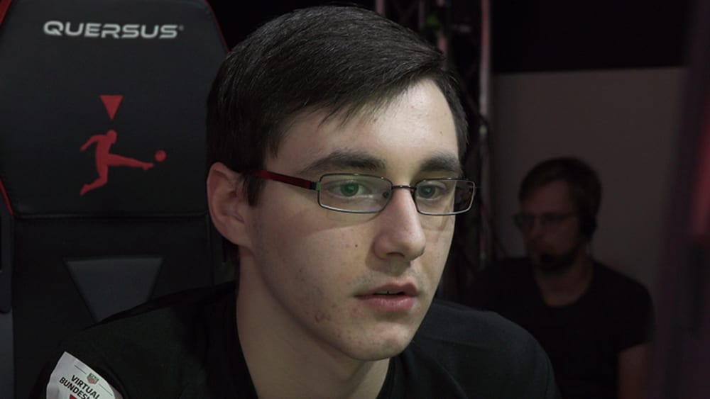 Nach einem Jahr Trennung wird Georgios Papatolis erneut für Borussia E-Sports antreten.