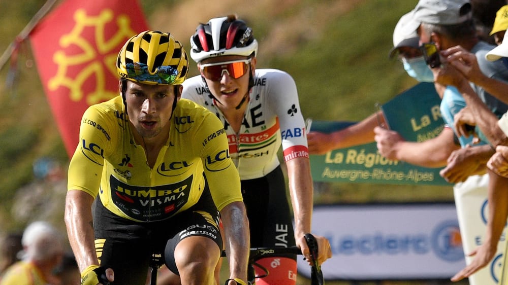 Primoz Roglic und Tadej Pogacar liefern sich ein packendes Duell