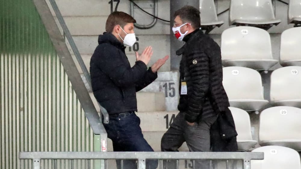 Thomas Hitzlsperger und Claus Vogt beim Auswärtsspiel in Freiburg.