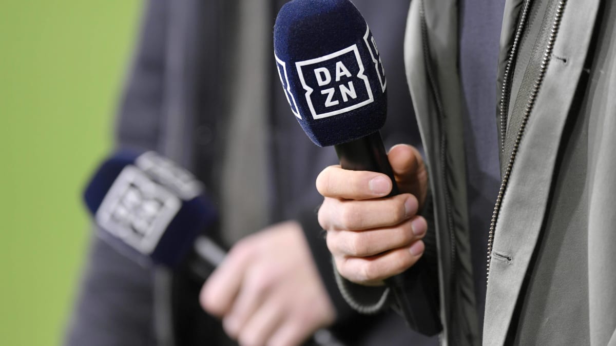 Technische Probleme Bei Hertha Vs Bvb Dazn Entschuldigt Sich Kicker