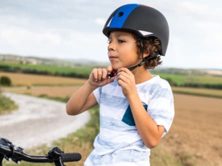 Kind auf Fahrrad