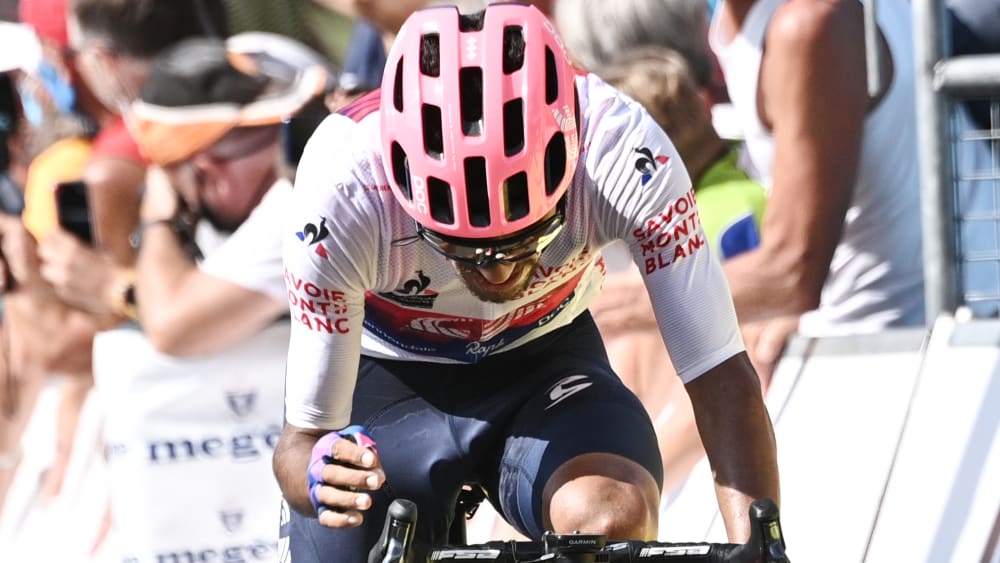 Martinez Gewinnt Dauphine Kamna Achter Kicker