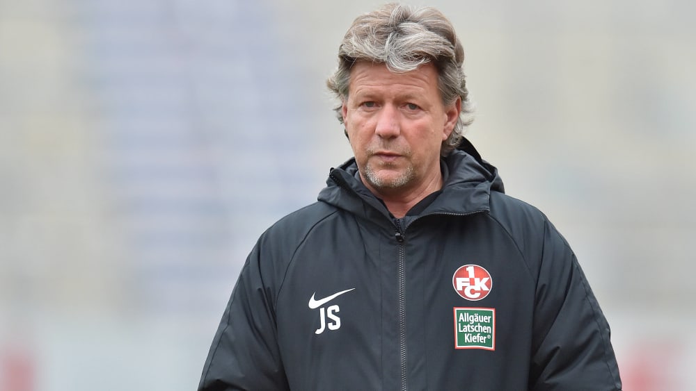 Kann seine Spieler wieder zum Training bitten: FCK-Coach Jeff Saibene.