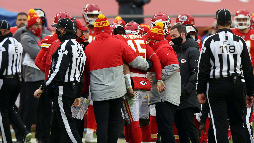 Benommen ausgeschieden, nun wieder fit: Patrick Mahomes.